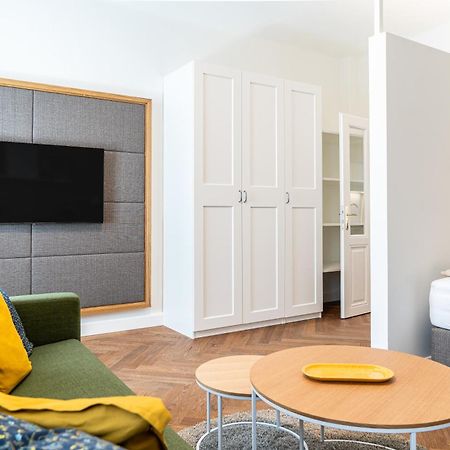 Twenty Five - Work & Life Apartments อัมชเตทเทิน ภายนอก รูปภาพ