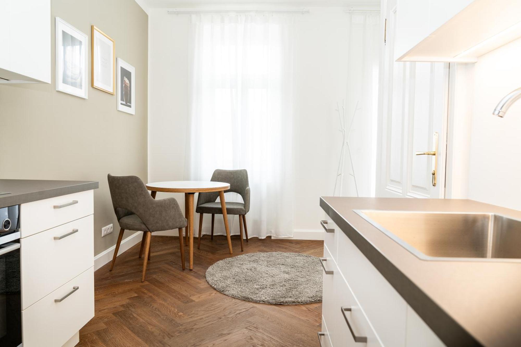 Twenty Five - Work & Life Apartments อัมชเตทเทิน ภายนอก รูปภาพ